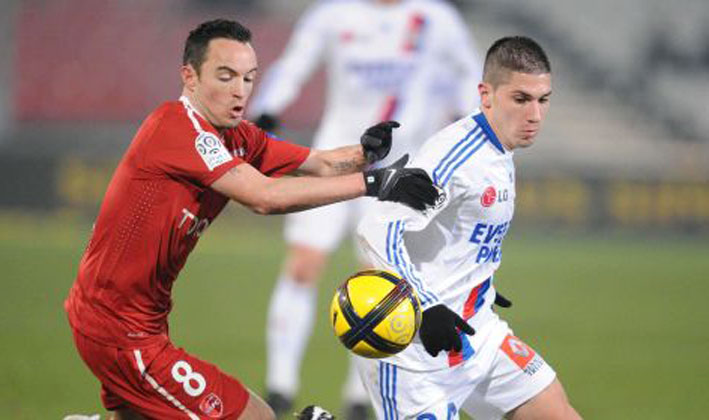 Valenciennes_Lyon_Danic_Pied